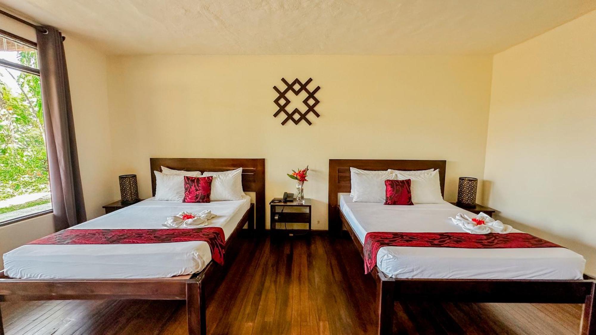 Hotel Tabulia Tree